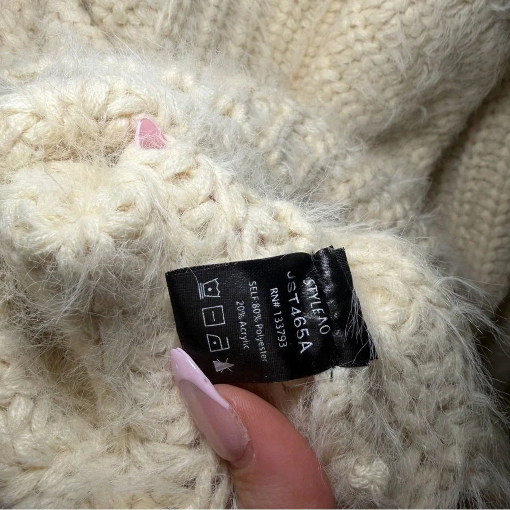 POL Cream Knit Chunky Sweater with Hood - Picture 7 of 7